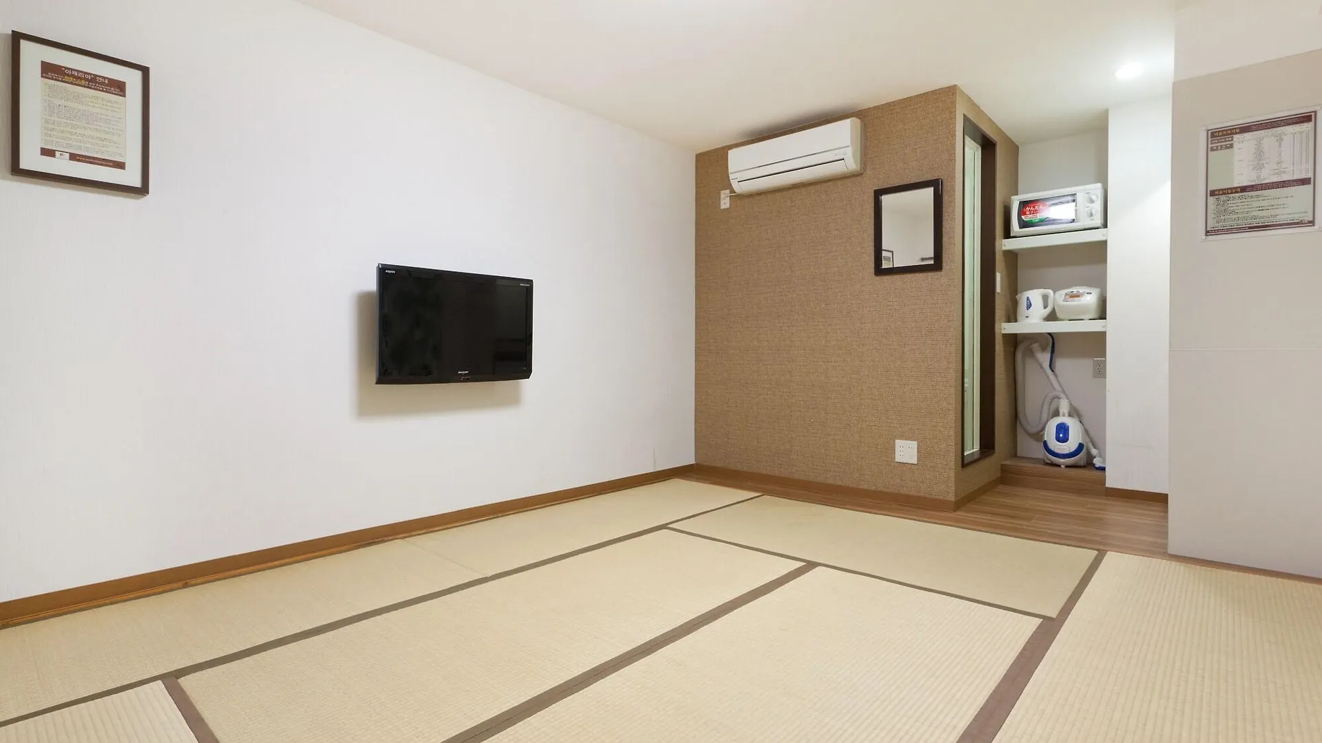 **  Hanabi Hotel Tokyo Japan