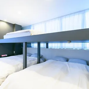 https://no8-uemura-building.hotels-osaka.net