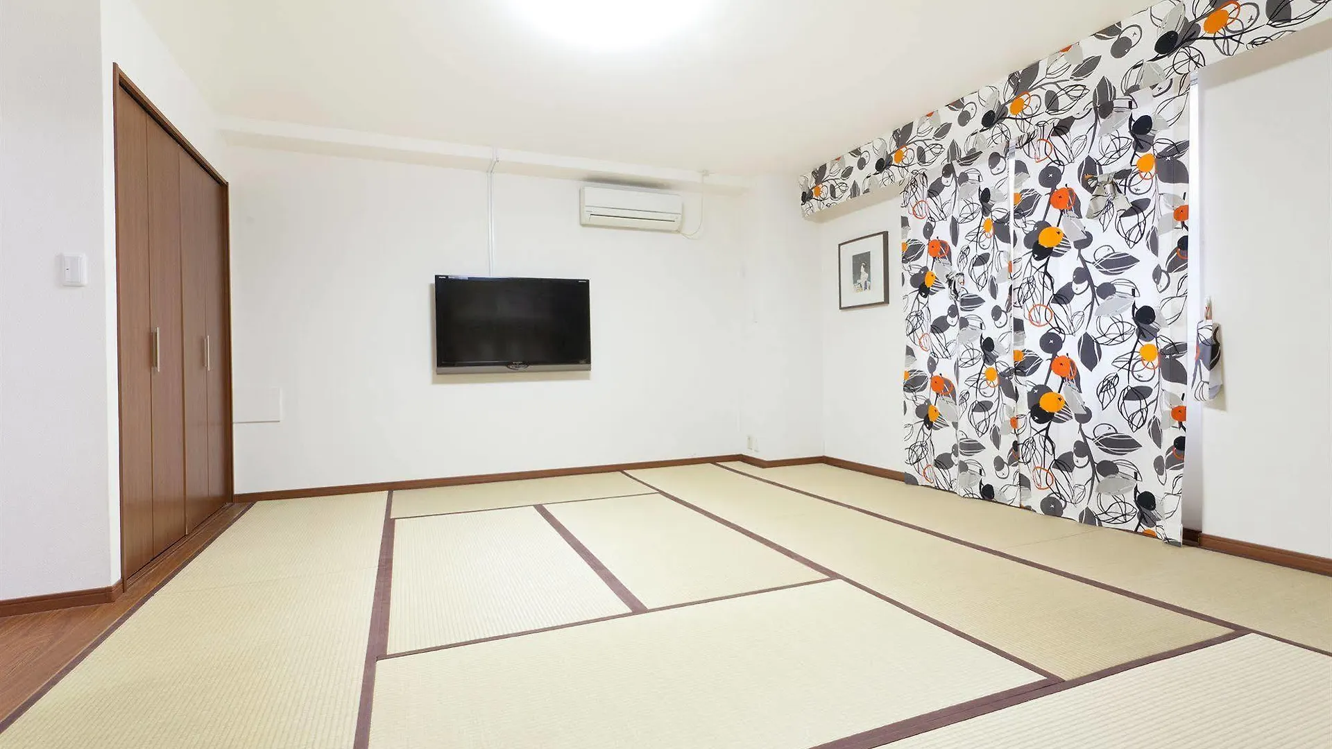 Hanabi Hotel Tokyo 2*,  Japan