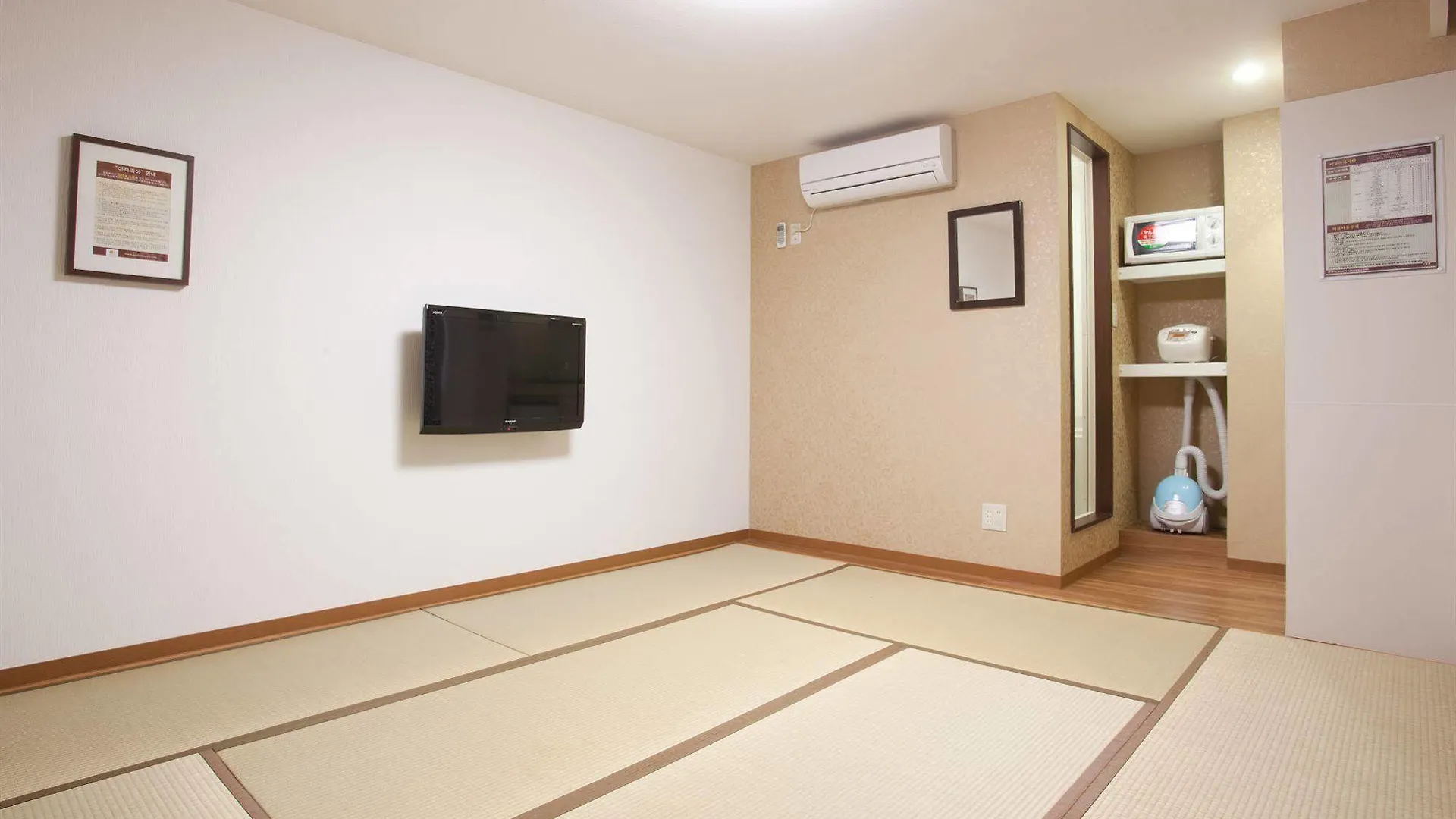 Hanabi Hotel Tokyo